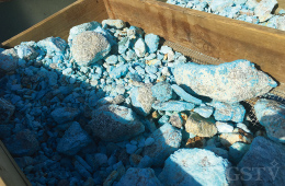 キングマン鉱山で最も多く産出されるチョーク状のトルコ石